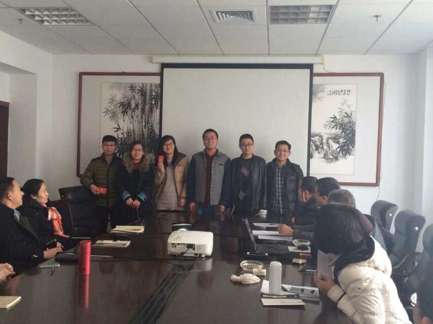 優(yōu)秀員工獎(jiǎng)?wù)掌?jpg